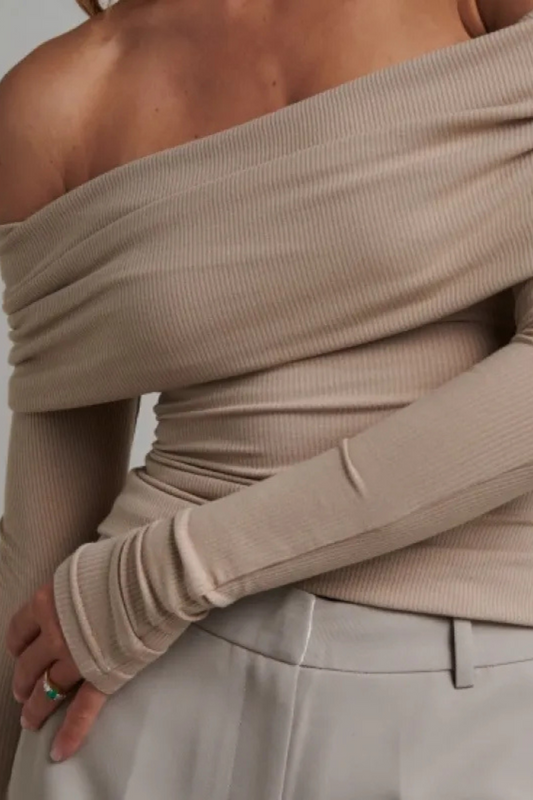 Esmerée | Schulternahe Oberteile für Frauen