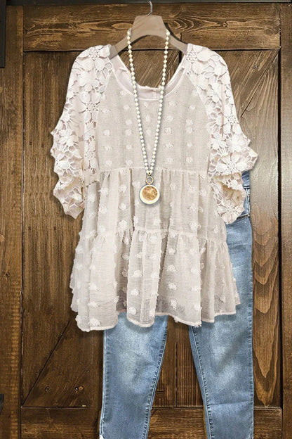 Modische Chiffonbluse mit Rüschenärmeln und Spitze