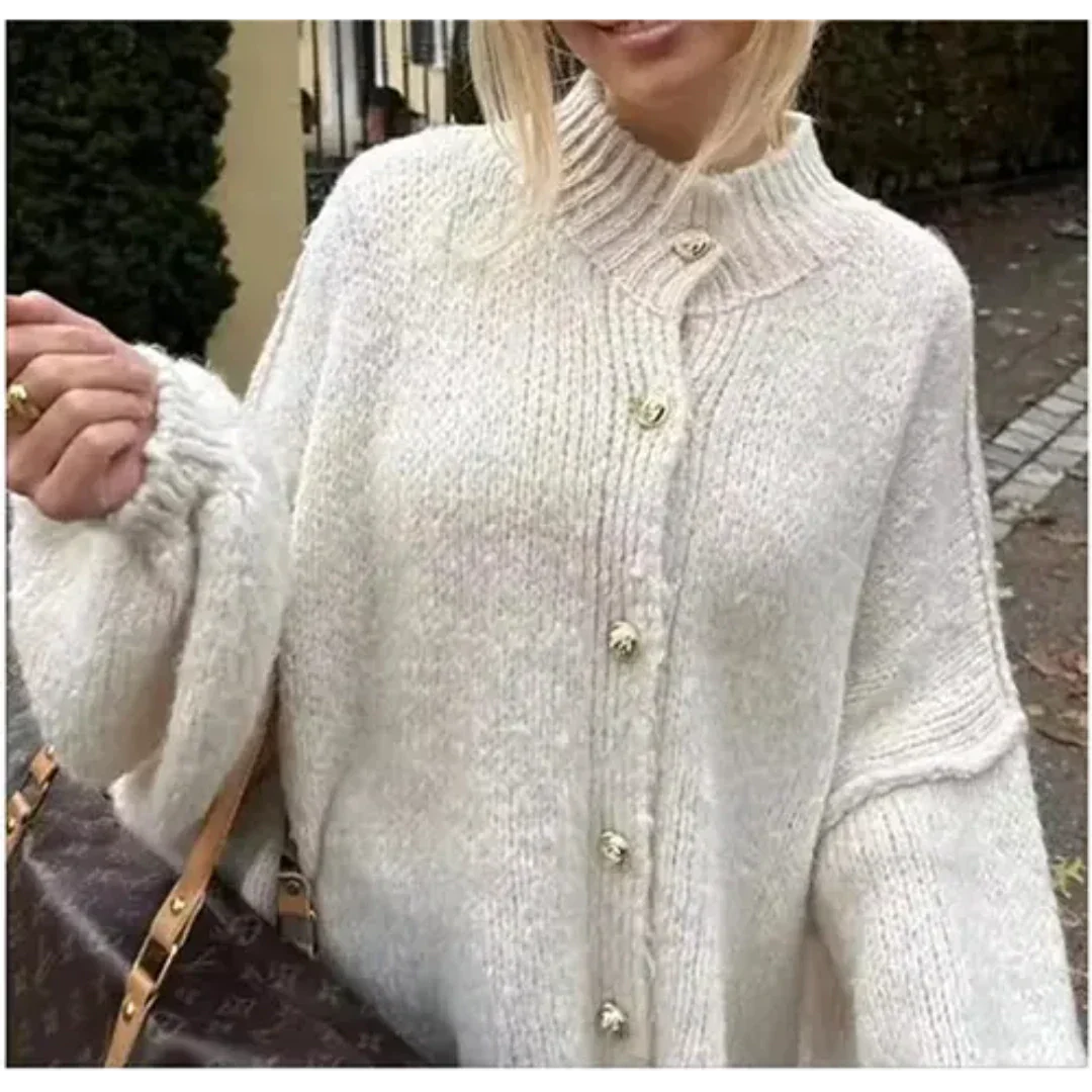 Warme Damen-Strickjacke mit Knopfleiste