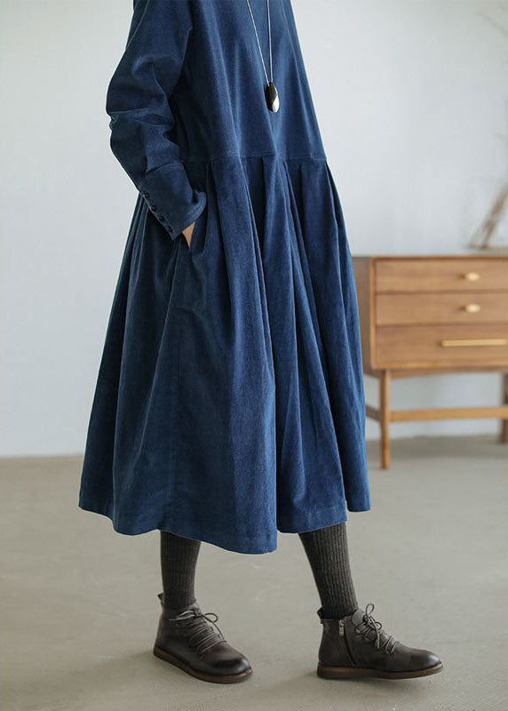 Elegantes Maxikleid in weitem Schnitt mit langen Ärmeln für einen raffinierten Look