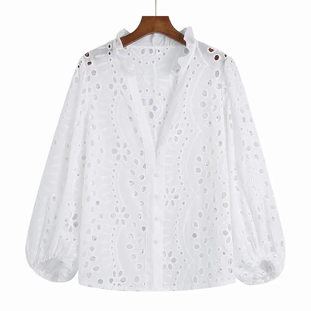 Lety - Damenbluse mit Ausschnitten