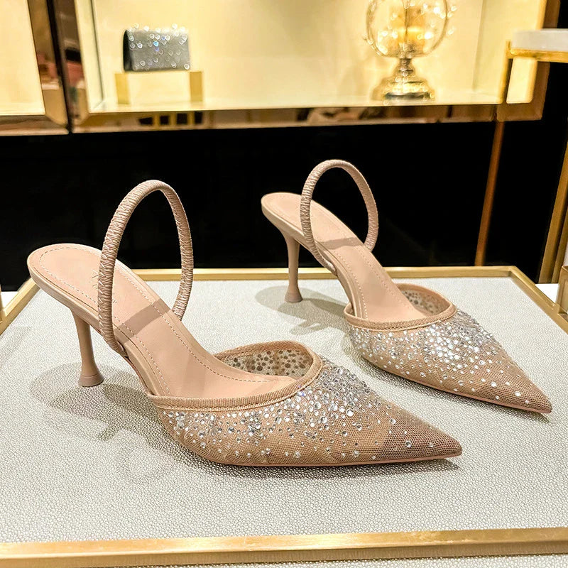Spitzsandalen mit hohen Absätzen und glitzernder Maschenware - Mirrena