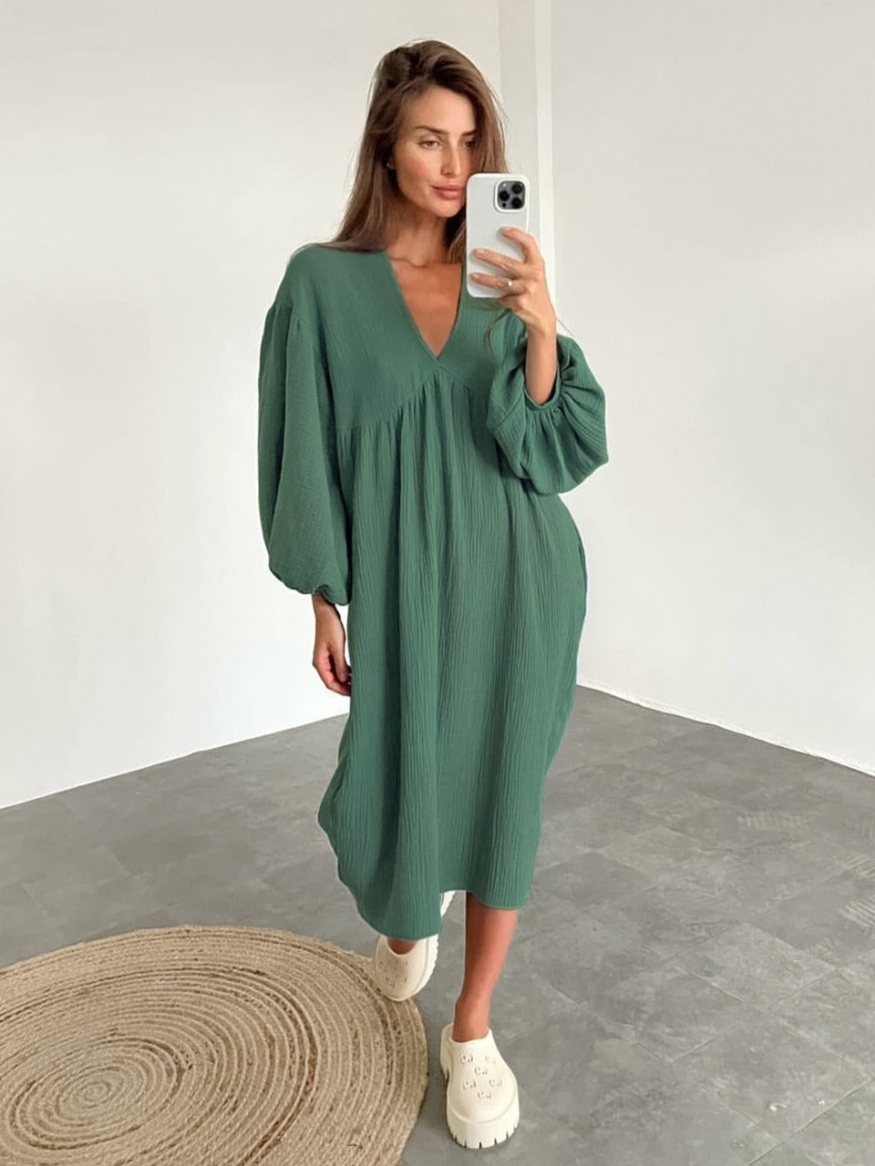 Piper - lässiges, locker sitzendes Kleid mit V-Ausschnitt