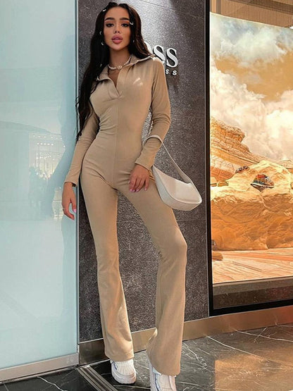 Clover Jumpsuit | Mit ausgestelltem Bein