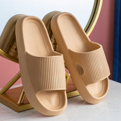 ComfySlides™: Hausschuhe für Frauen