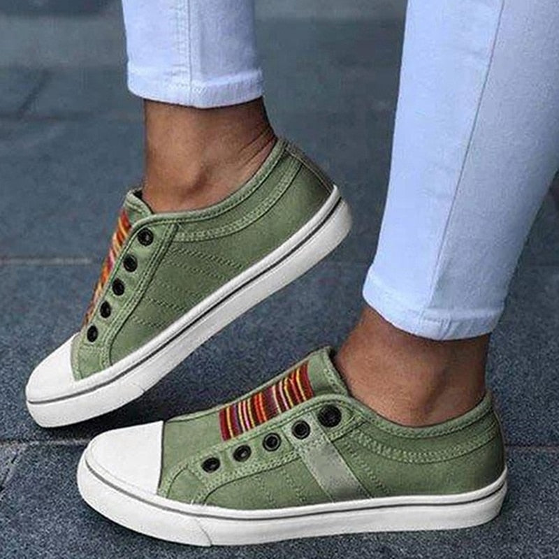 Leichte, bequeme Canvas-Schuhe
