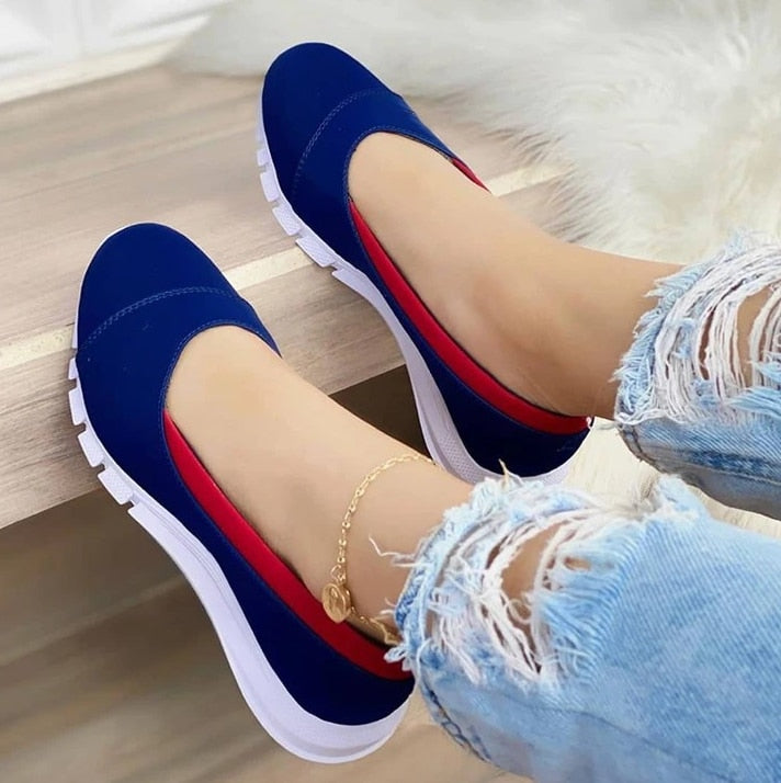 Minimalistischer Slip-On-Schuh für Frauen