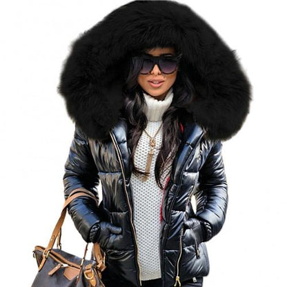 Alisa Wintermantel | Daunenjacke mit warmer Kapuze