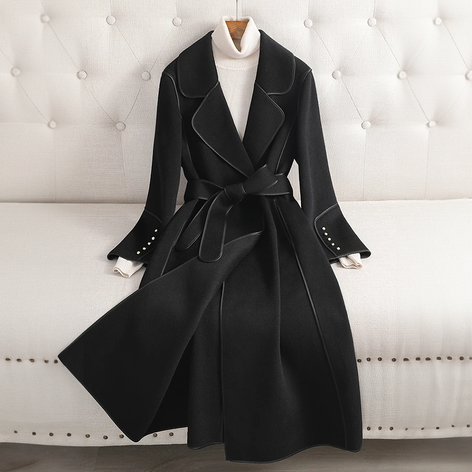 TRENCHCOAT AUS MERINOWOLLE VON LILIAN-THOURAM