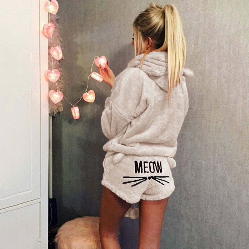 Warmer Katzenpyjama