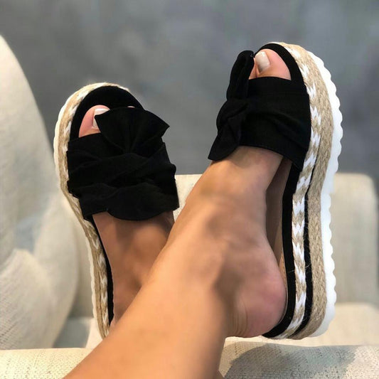 Sinda Plateau Sandalen | Die angesagtesten und fröhlichsten Sommersandalen!