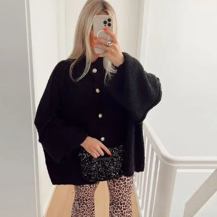 Elfenbein - übergroßer Strickpullover mit Knöpfen
