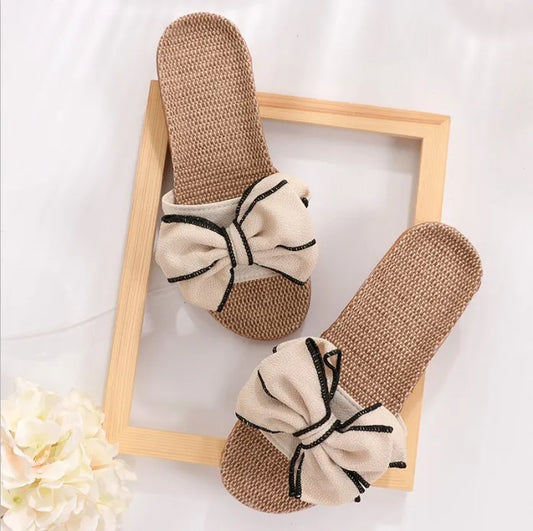 LUCY | Schleife Anti-Rutsch-Sandalen