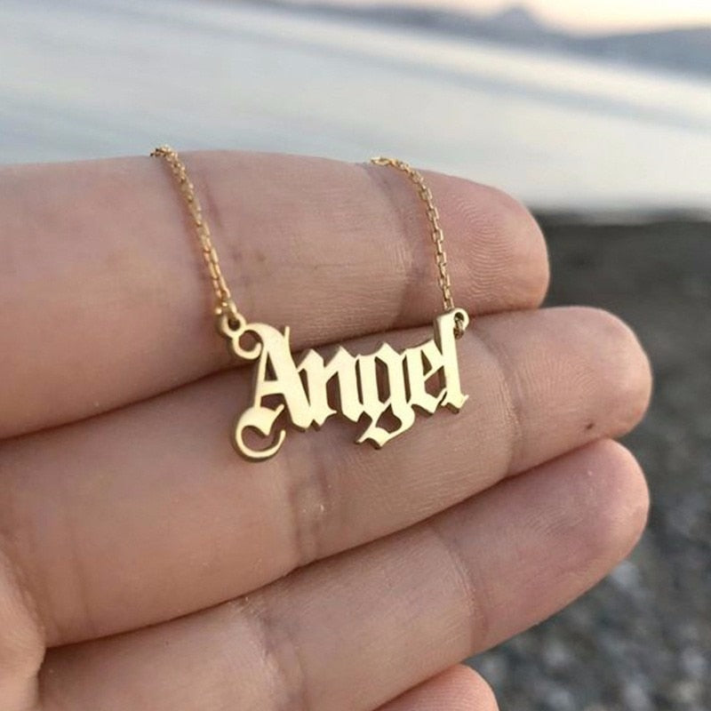 UniqueNecklace™: Halskette für Frauen
