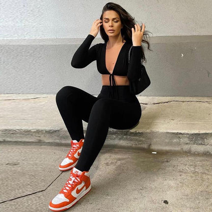 Jumpsuit mit Ausschnitt