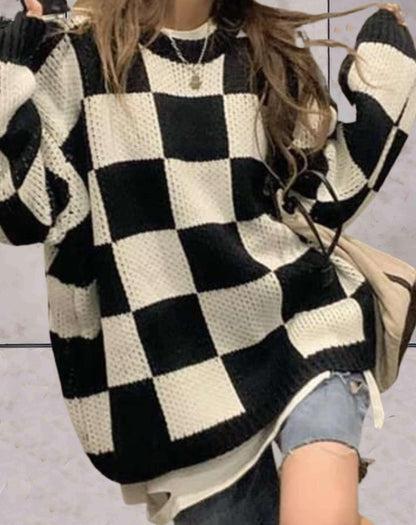 Selene - Einfacher Strickpullover mit Rundhalsausschnitt und quadratischen Mustern für Frauen