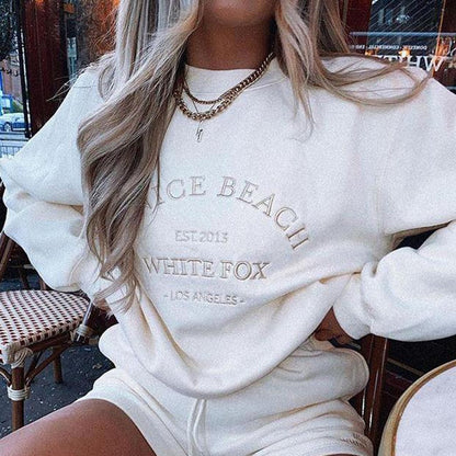 Lilly LA Hoodie | Stilvoll und bequem