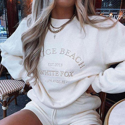 Lilly LA Hoodie | Stilvoll und bequem