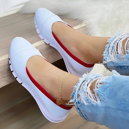 Minimalistischer Slip-On-Schuh für Frauen