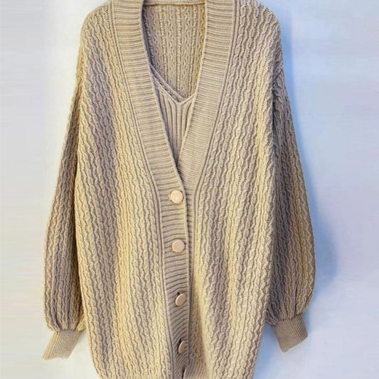 Strickjacke mit Knöpfen