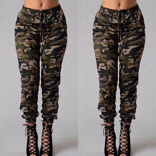 Serafina-Hose - Bequeme Damenhose mit Camouflage-Muster - lässig und modisch