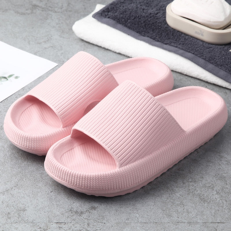 ComfySlides™: Hausschuhe für Frauen