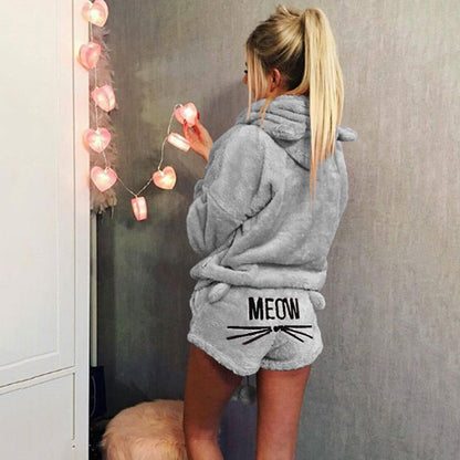 Warmer Katzenpyjama