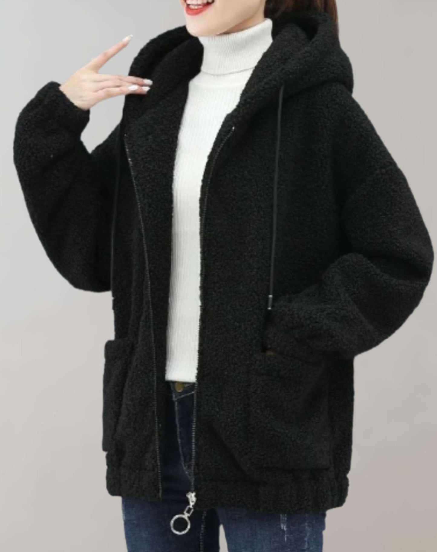 Nicka - Bequeme Plüschjacke für Frauen