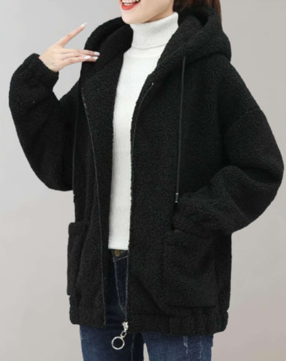 Nicka - Bequeme Plüschjacke für Frauen