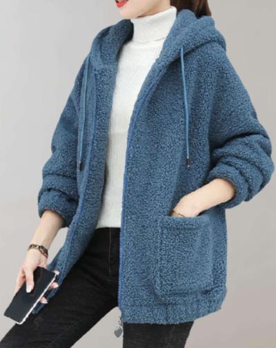 Nicka - Bequeme Plüschjacke für Frauen