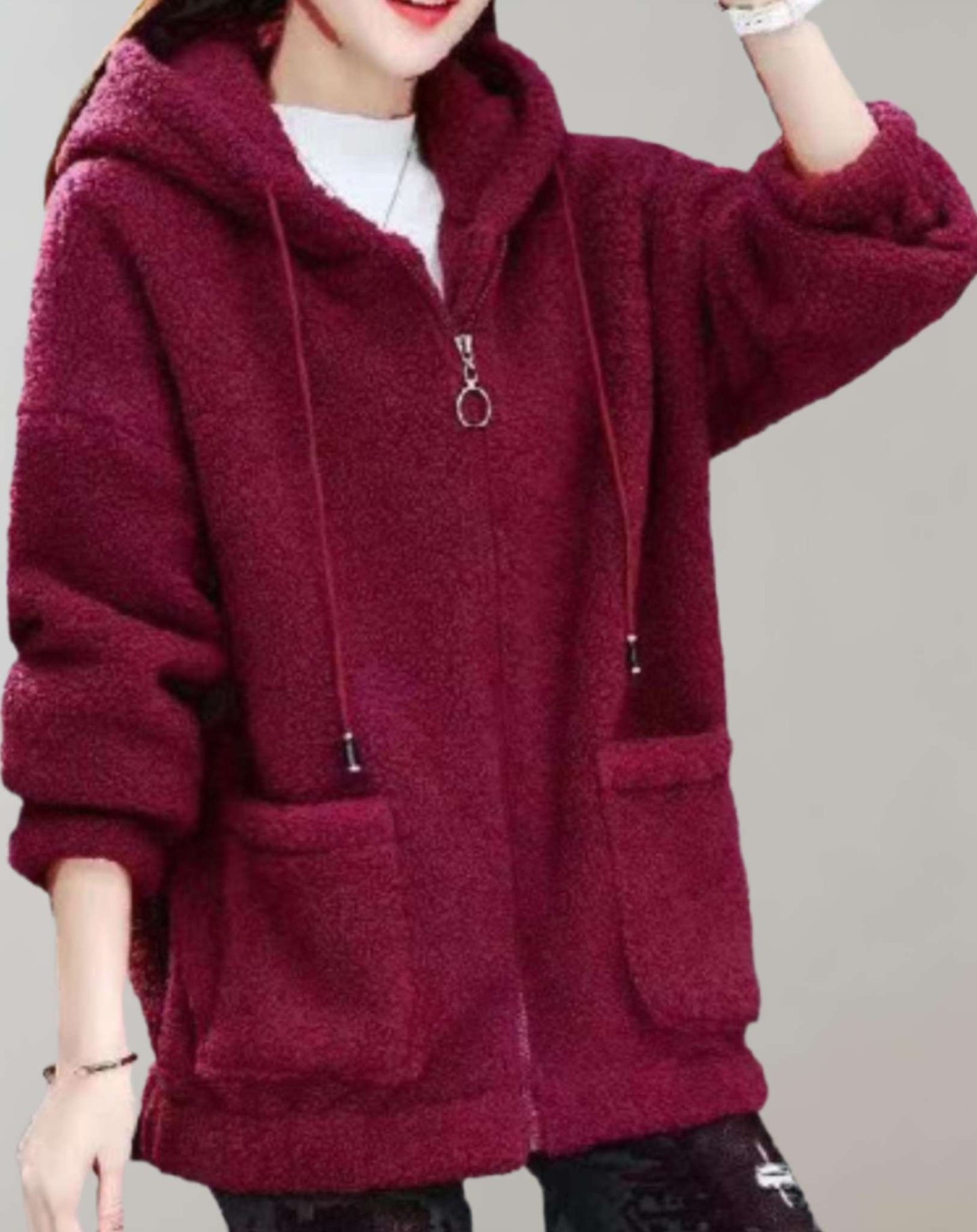 Nicka - Bequeme Plüschjacke für Frauen
