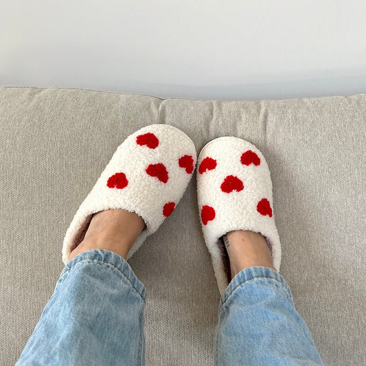 Loving Heart Pantoffeln | Weiß - Niedlich und bequem - Perfektes Geschenk für den Winter