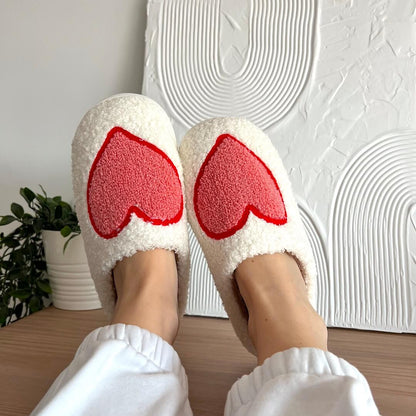 Loving Heart Pantoffeln | Weiß - Niedlich und bequem - Perfektes Geschenk für den Winter