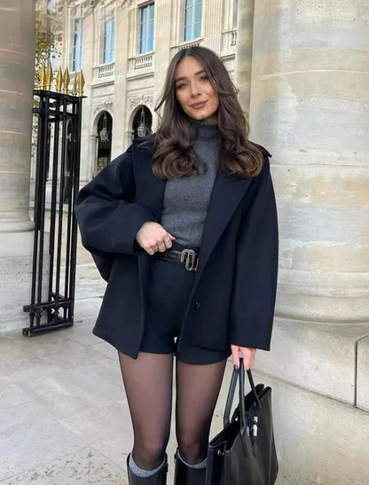 Elona - Moderne Jacke mit Knöpfen für Frauen