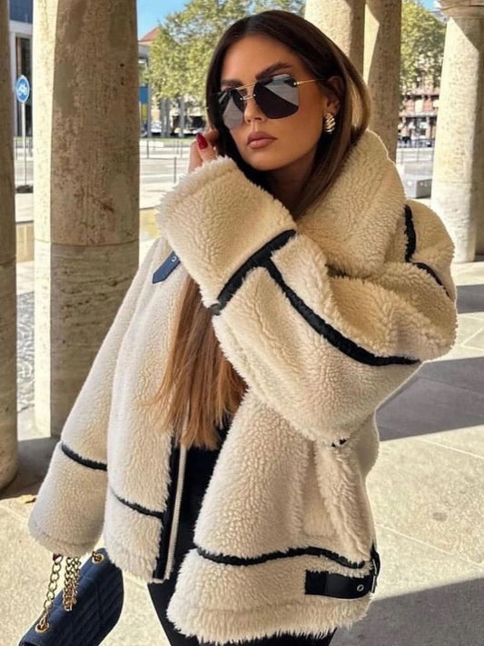 Deandra - Kuschelige Jacke für Damen
