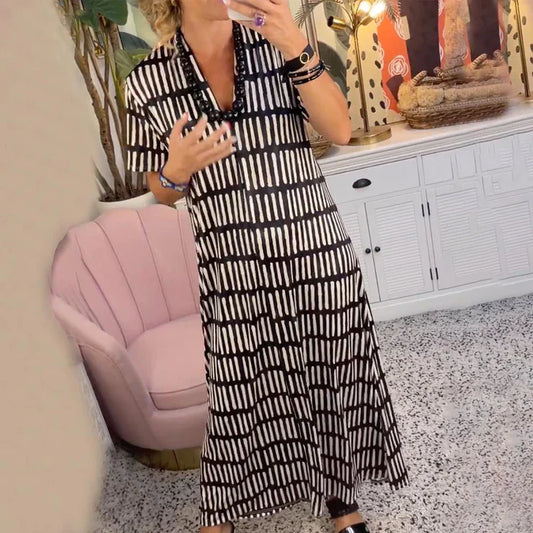 Ilse - Modernes kurzärmeliges Maxikleid mit V-Ausschnitt