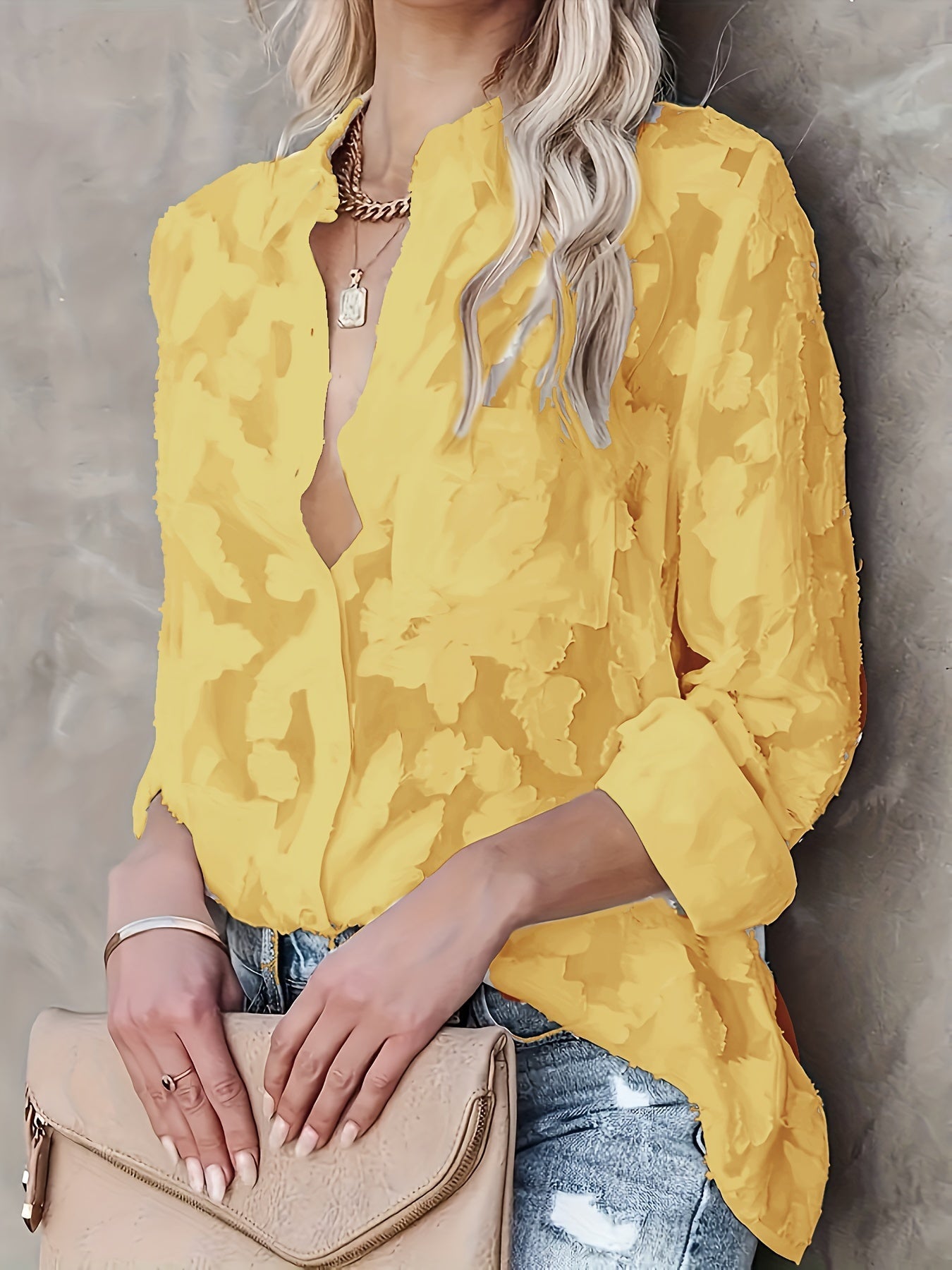Jacquard-Bluse mit durchsichtigem Stoff - gewebtes Design und lange Ärmel
