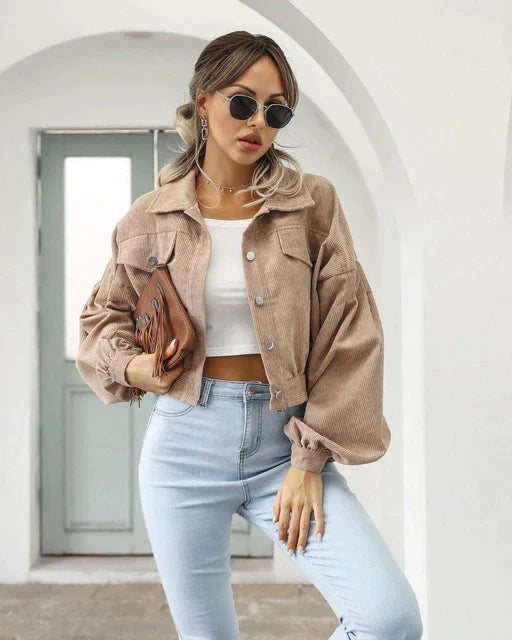 Hanna - Lässige Jacke aus Kordsamt in Kurzform
