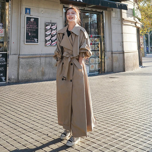 Yvonne - Zweireihiger Trenchcoat in Übergröße