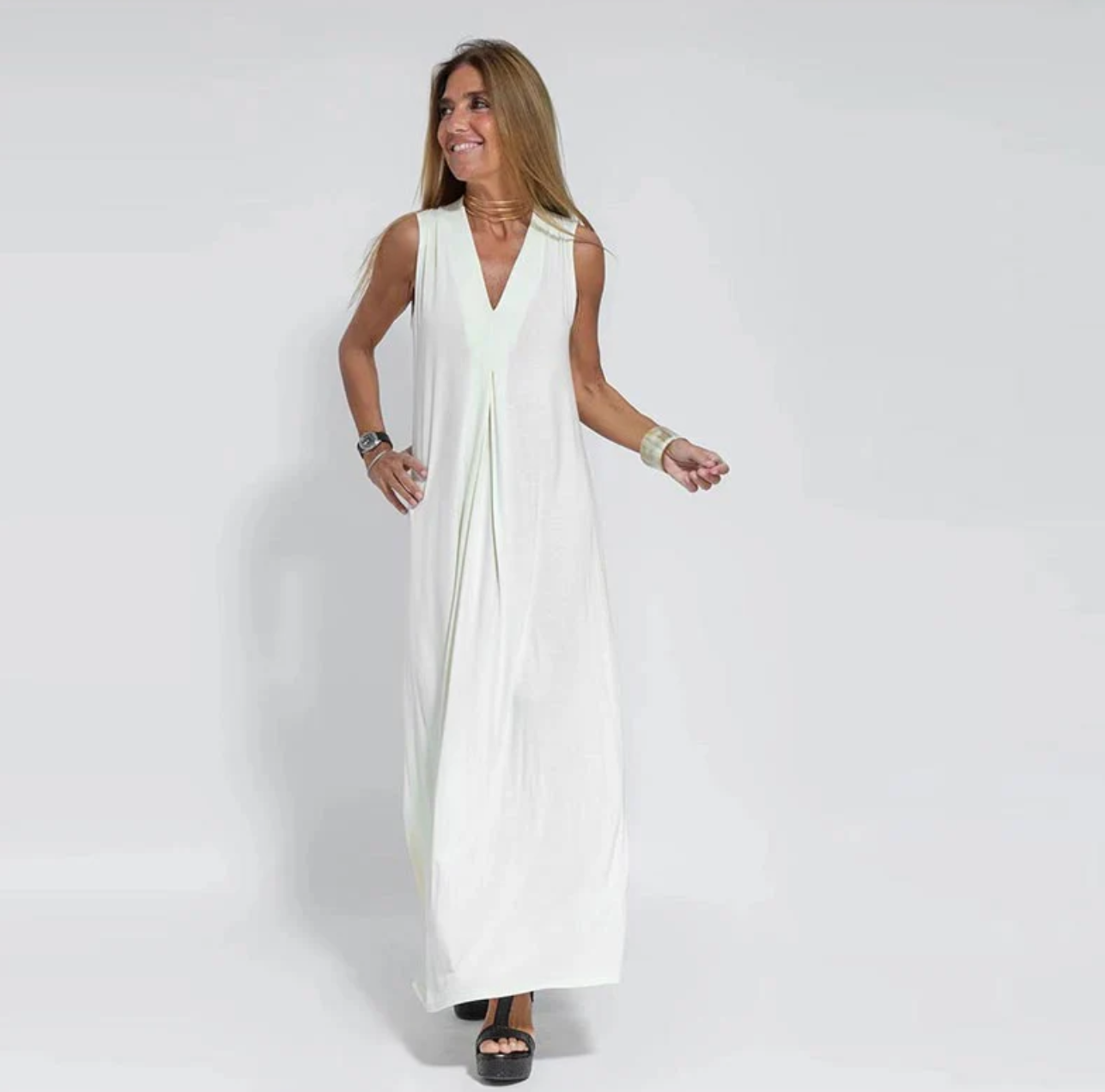 Kris - Schlankmachendes Kleid