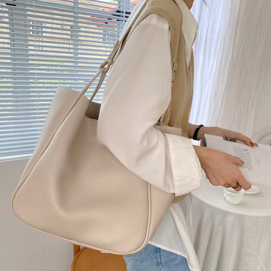 Margit - Luxuriöse Designer-Handtasche