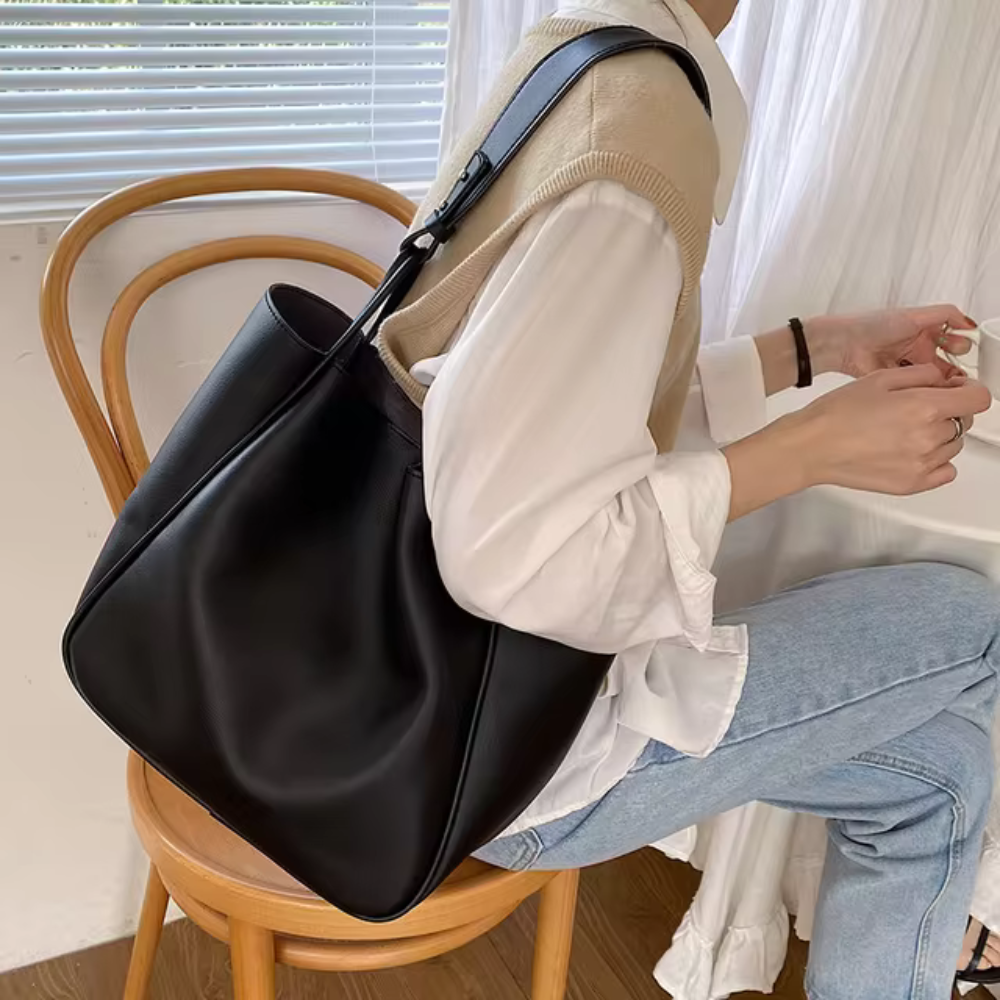 Margit - Luxuriöse Designer-Handtasche