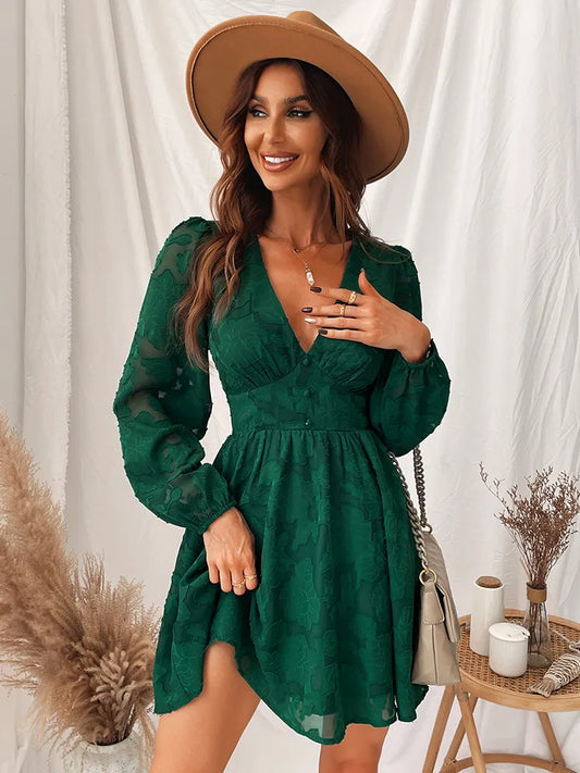 Jasmine | Langärmeliges Schlagkleid