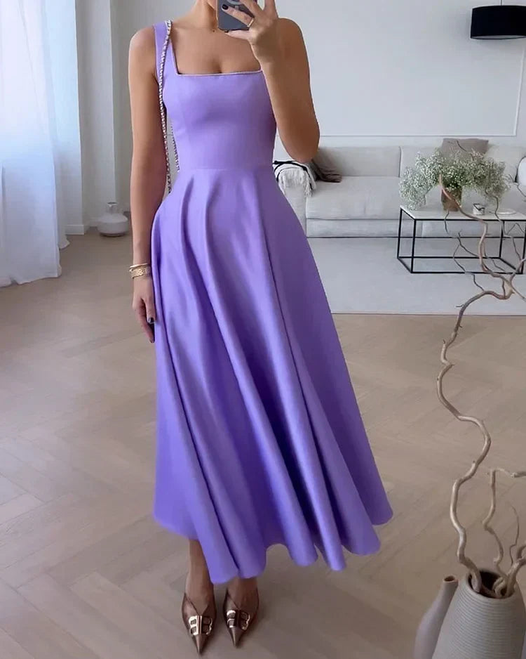 Missy - Modisches, schlichtes Kleid mit quadratischem Ausschnitt