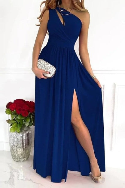 Nelsa - Elegantes Abendkleid mit einer Schulterpartie von Novella
