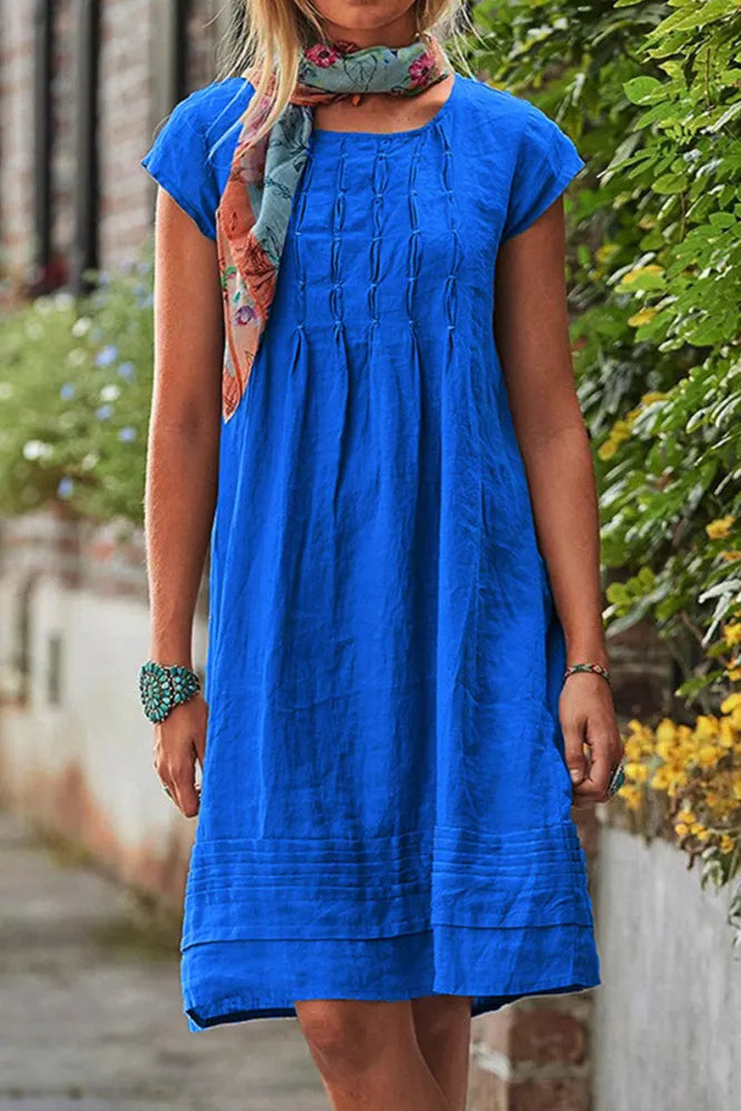 Neve - Kurzärmeliges Freizeitkleid mit U-Ausschnitt aus einfarbigem Patchwork