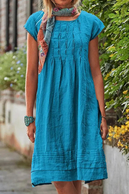 Neve - Kurzärmeliges Freizeitkleid mit U-Ausschnitt aus einfarbigem Patchwork