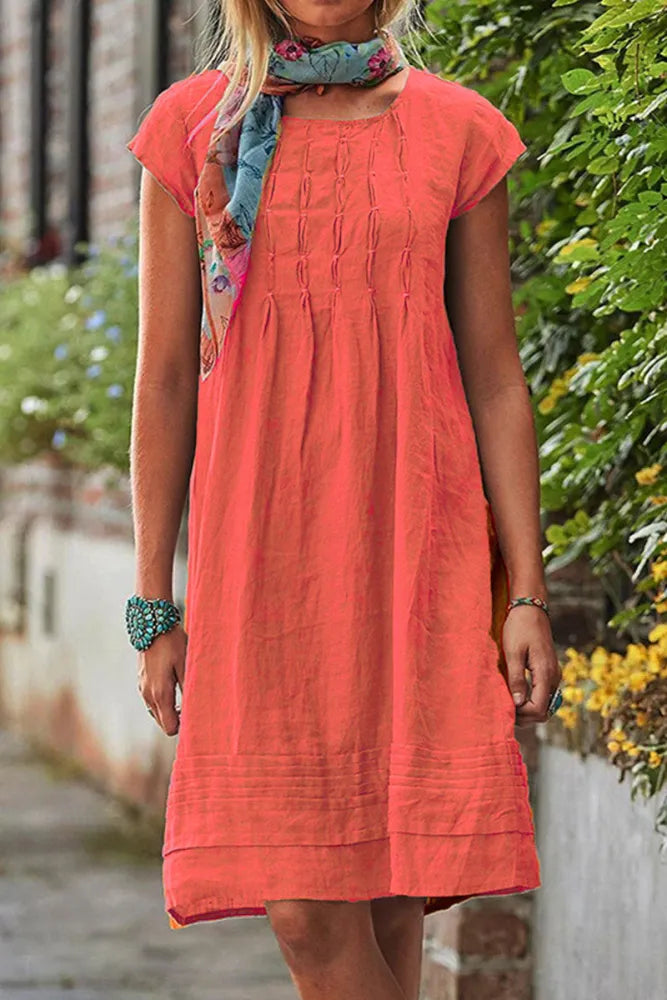 Neve - Kurzärmeliges Freizeitkleid mit U-Ausschnitt aus einfarbigem Patchwork