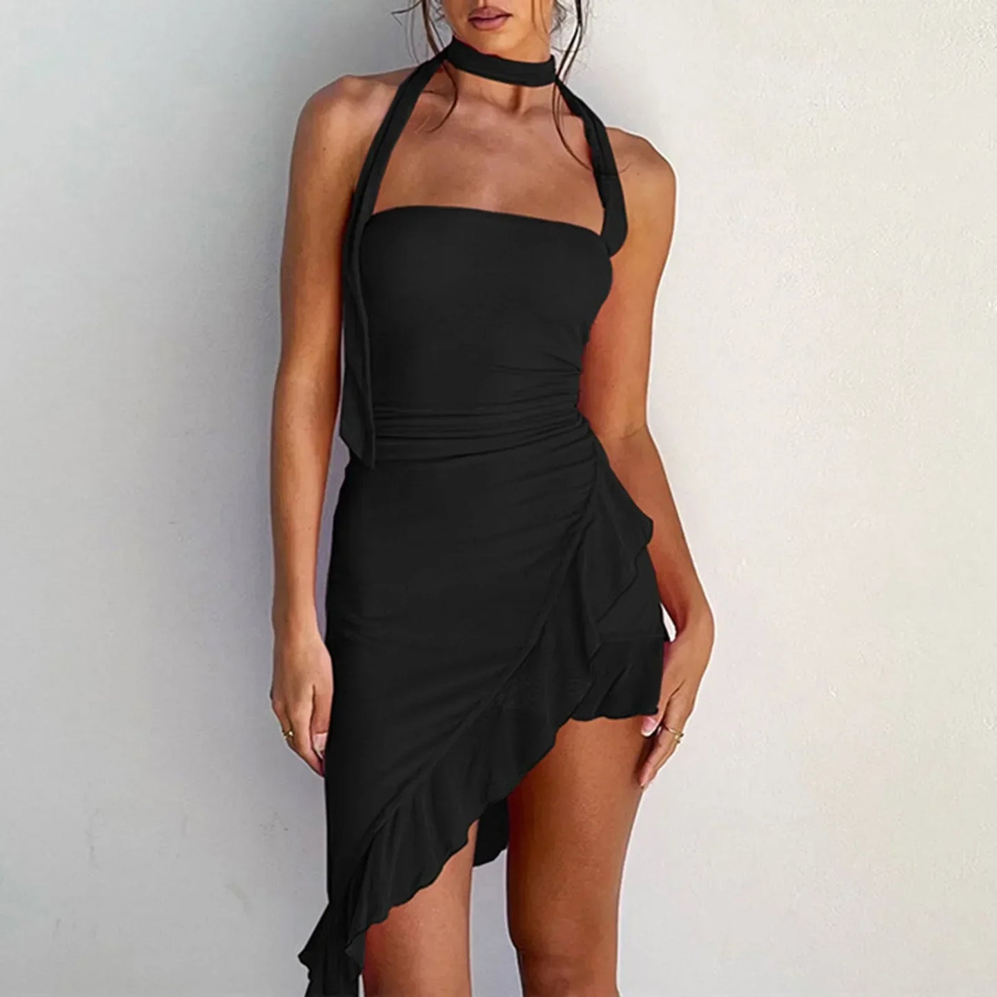 Elegantes Neckholder-Kleid