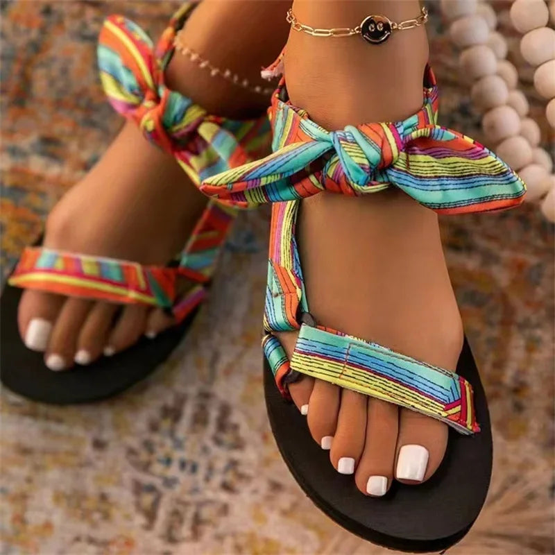 DELIA | Leoprint Flache Sommersandalen